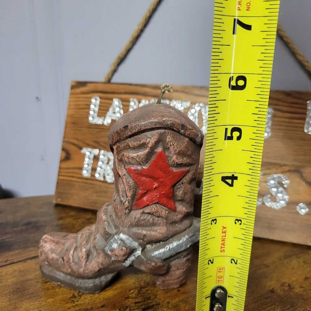 Vintage Rustic Cowboy Boot candle with Red Star super cute - Picture 11 of 12